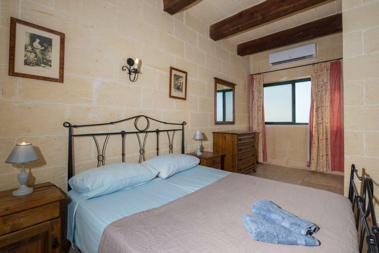 Sunset - Holiday Farmhouse With Large Private Pool In Island Of Gozo Nadur Εξωτερικό φωτογραφία