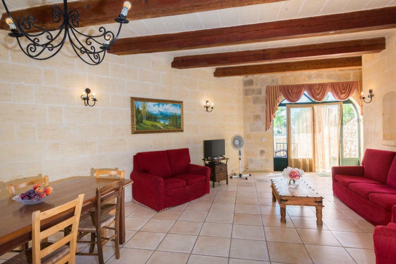 Sunset - Holiday Farmhouse With Large Private Pool In Island Of Gozo Nadur Εξωτερικό φωτογραφία
