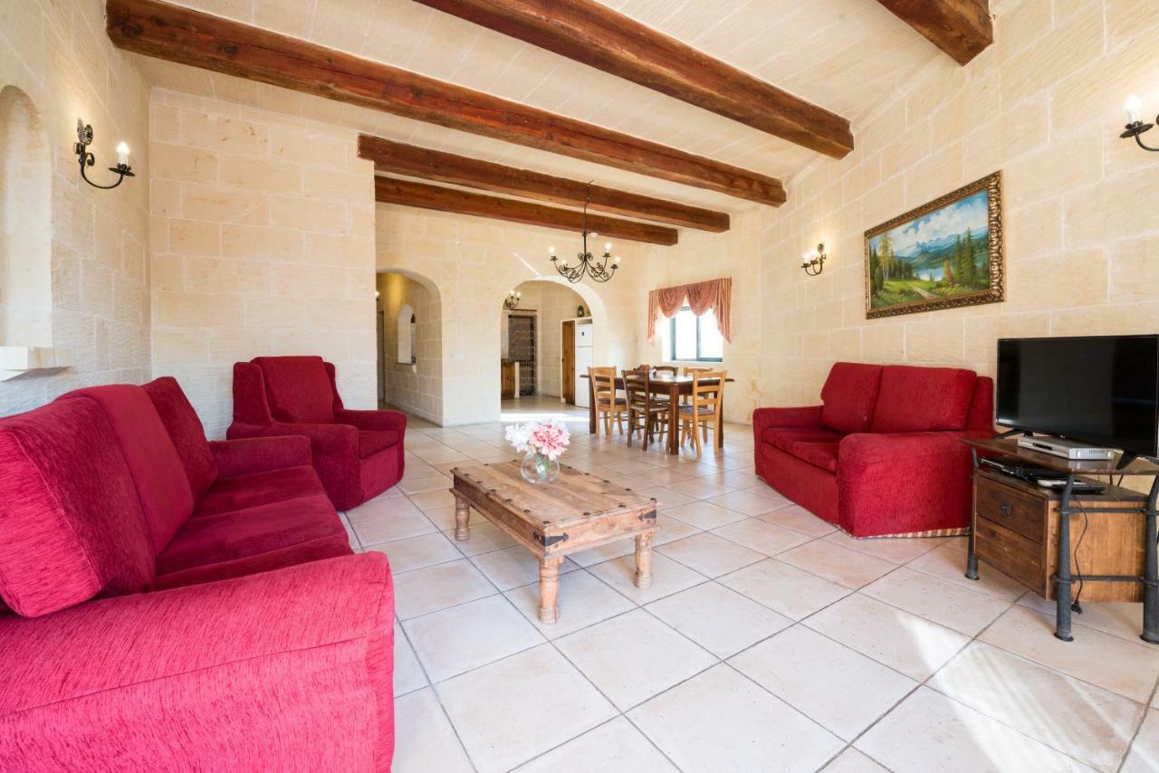 Sunset - Holiday Farmhouse With Large Private Pool In Island Of Gozo Nadur Εξωτερικό φωτογραφία