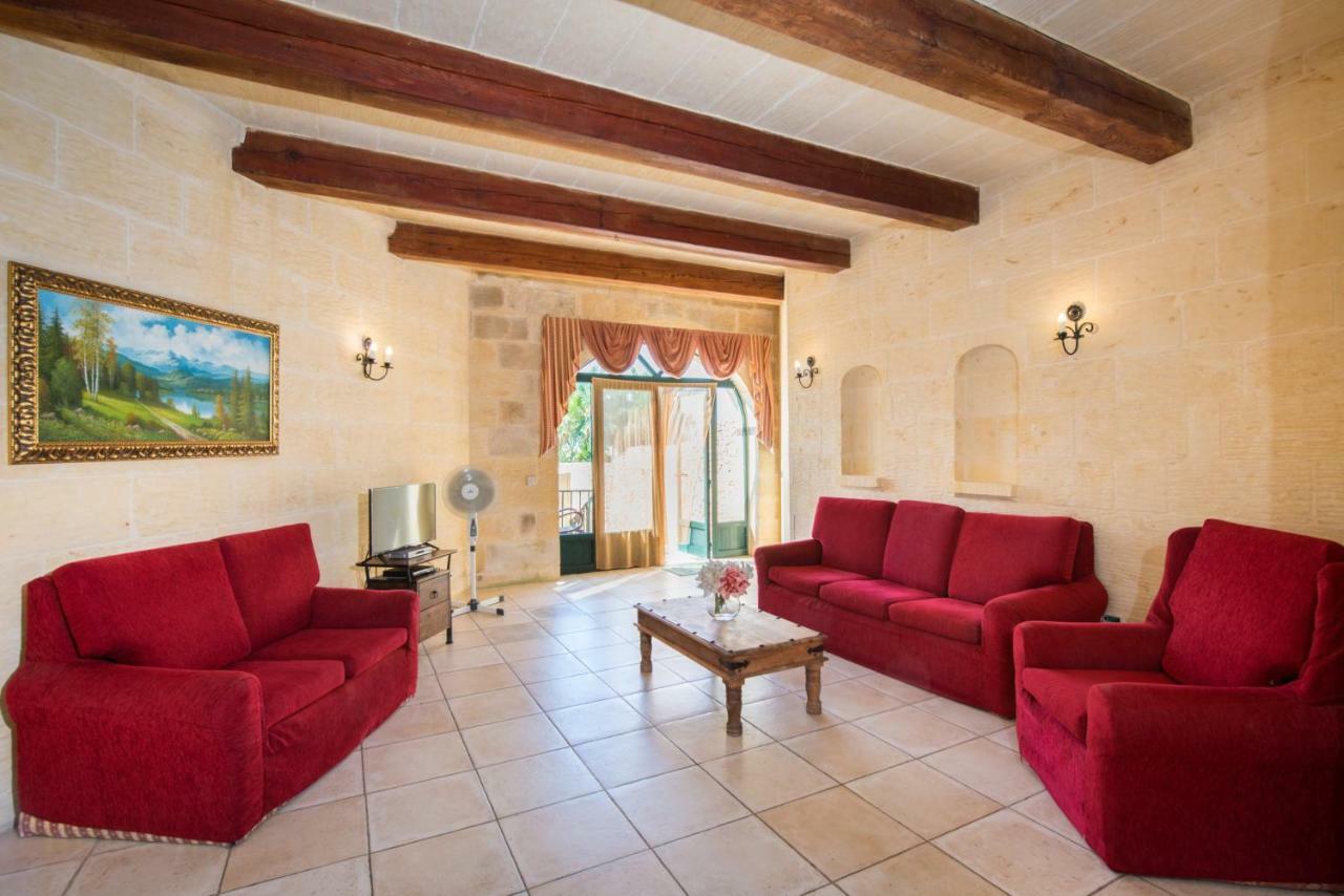Sunset - Holiday Farmhouse With Large Private Pool In Island Of Gozo Nadur Εξωτερικό φωτογραφία